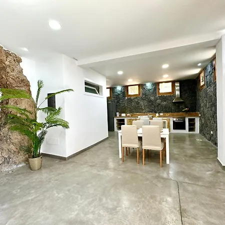 Chalet Luxury Natural Risco Barrio Taucho